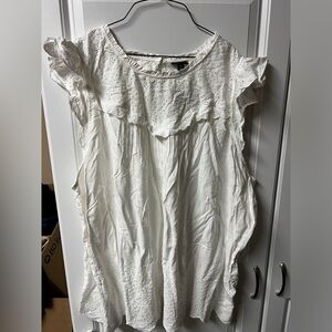 Brand new with tags! Torrid summery top. Soft, flowy and cool with cap sleeves.